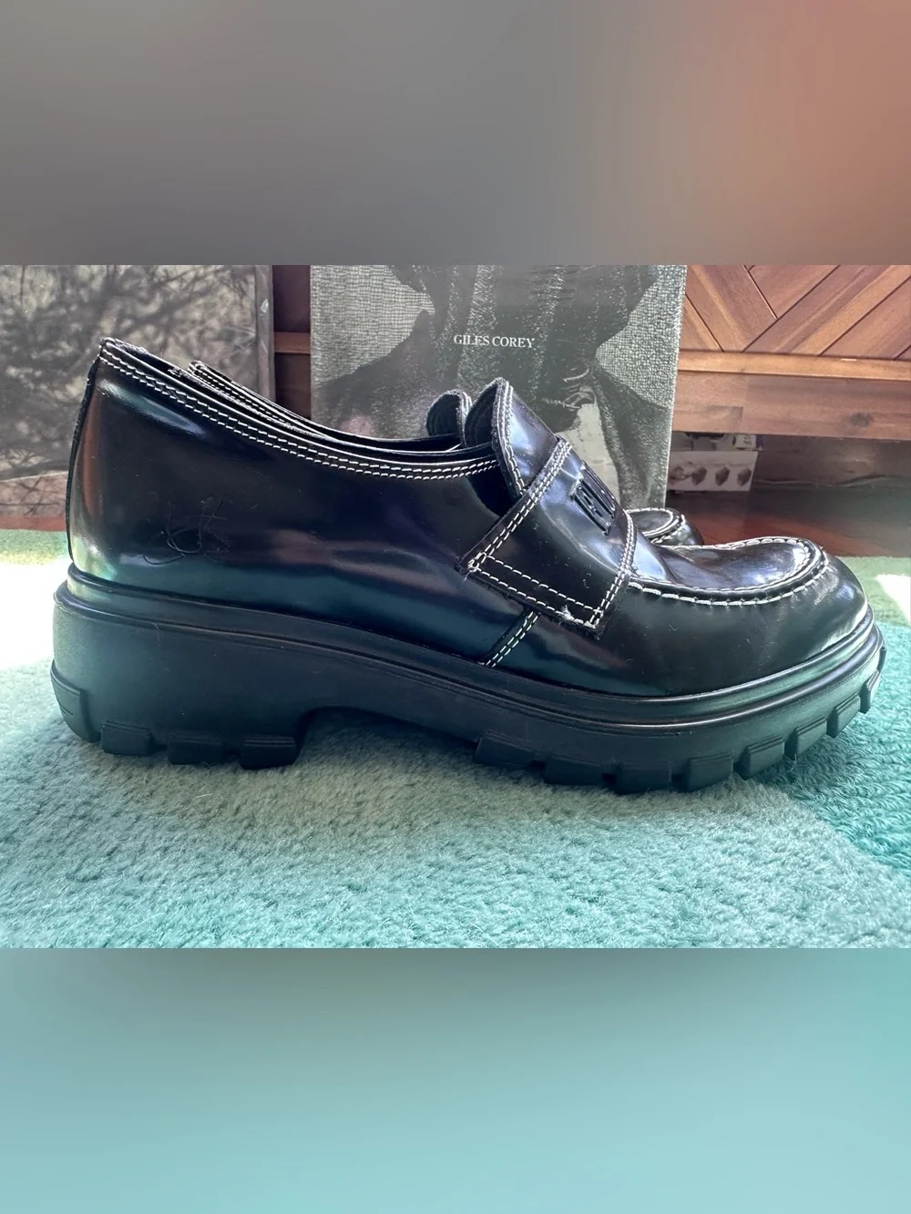 Fluevog EXCELLENT Official Linggo glossy black leather slip-on loafer- W8/M6